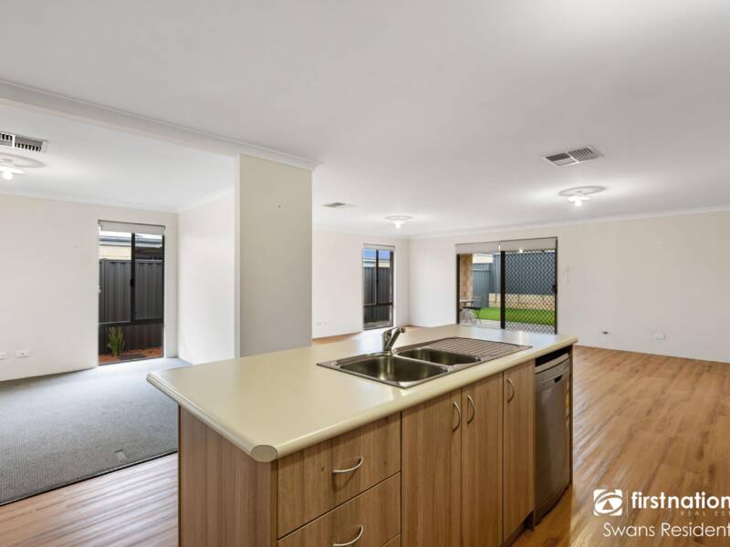 5 Verbana Drive, AVELEY, WA 6069 AUS