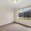 5 Verbana Drive, AVELEY, WA 6069 AUS