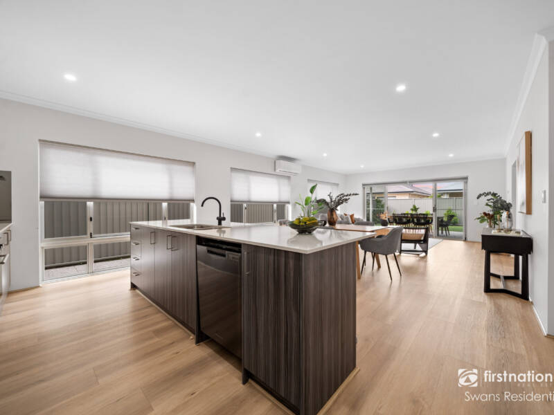 6 Belgrove Way, CAVERSHAM, WA 6055 AUS