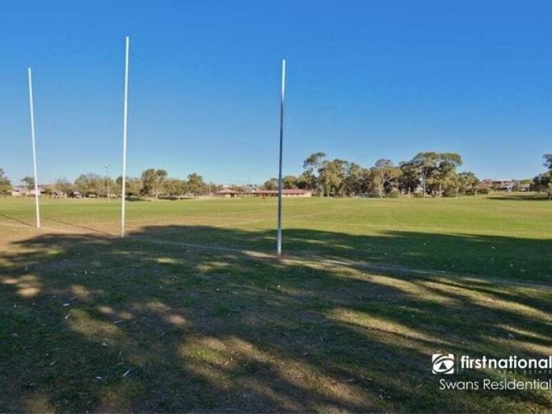 31 Victorsen Parade, CLARKSON, WA 6030 AUS