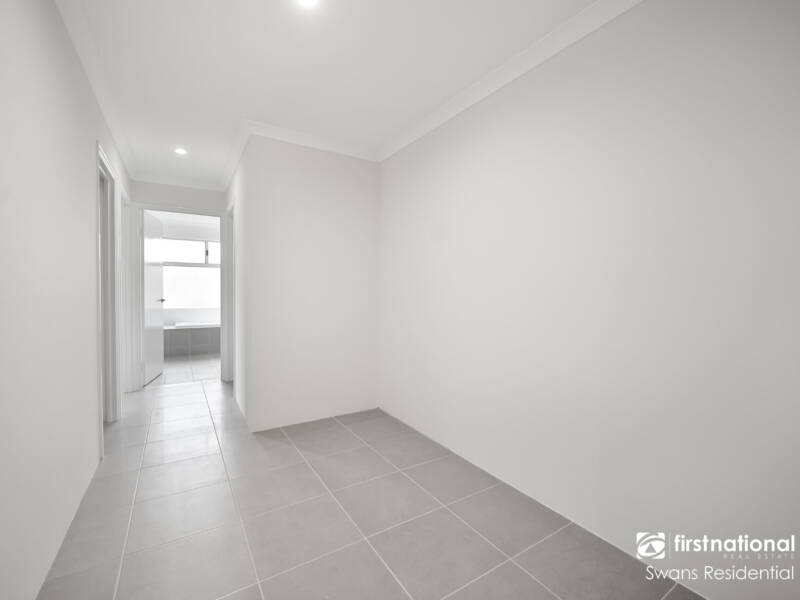 60 Loutraki Crescent, ALKIMOS, WA 6038 AUS