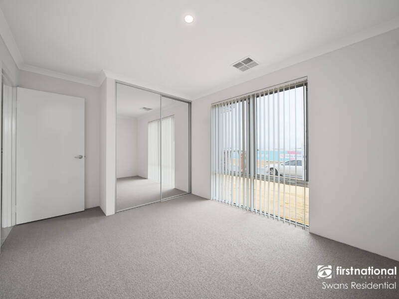 60 Loutraki Crescent, ALKIMOS, WA 6038 AUS