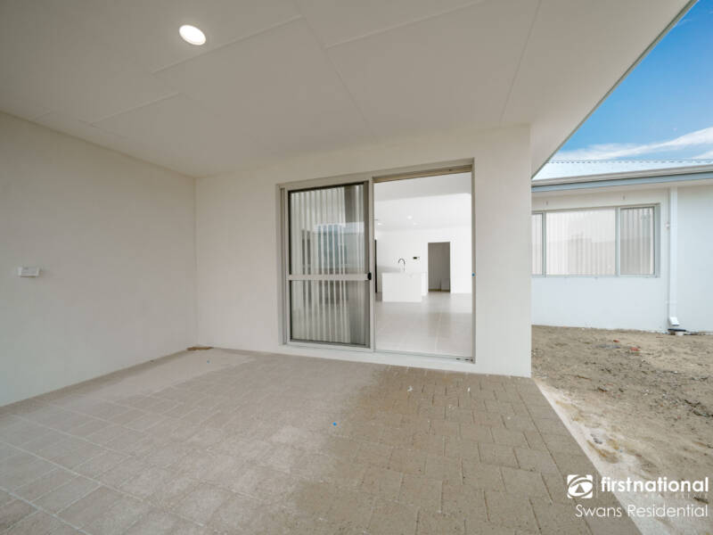 60 Loutraki Crescent, ALKIMOS, WA 6038 AUS