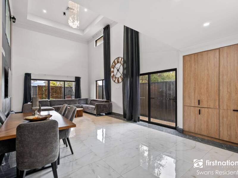 18A Sutherland Way, CLOVERDALE, WA 6105 AUS