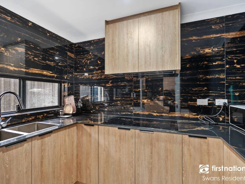 18A Sutherland Way, CLOVERDALE, WA 6105 AUS