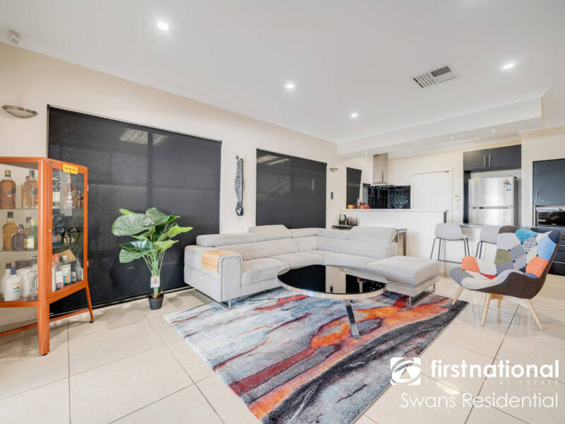 203 Patricia Street, CAVERSHAM, WA 6055 AUS
