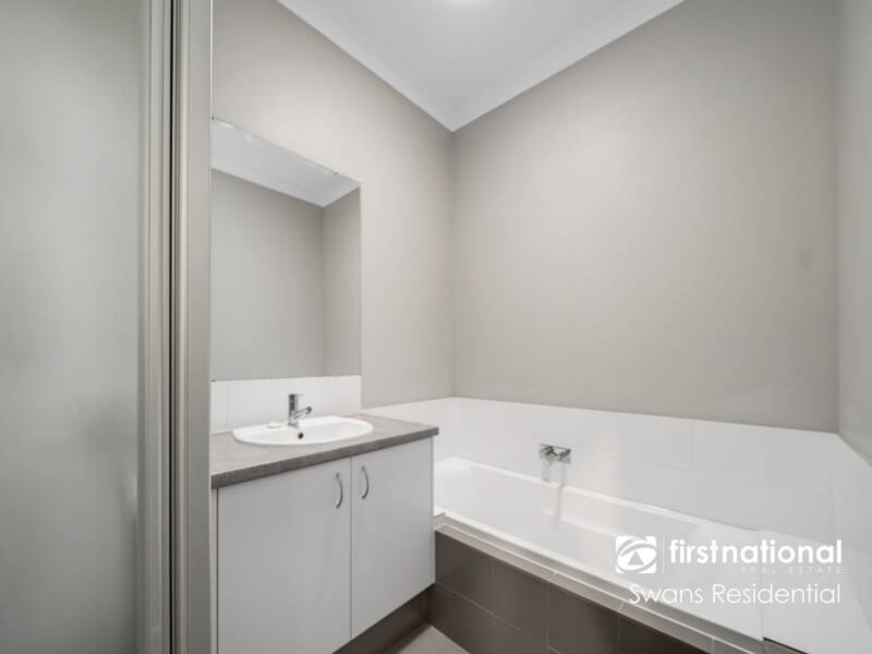 46 Maffina Parade, ELLENBROOK, WA 6069 AUS