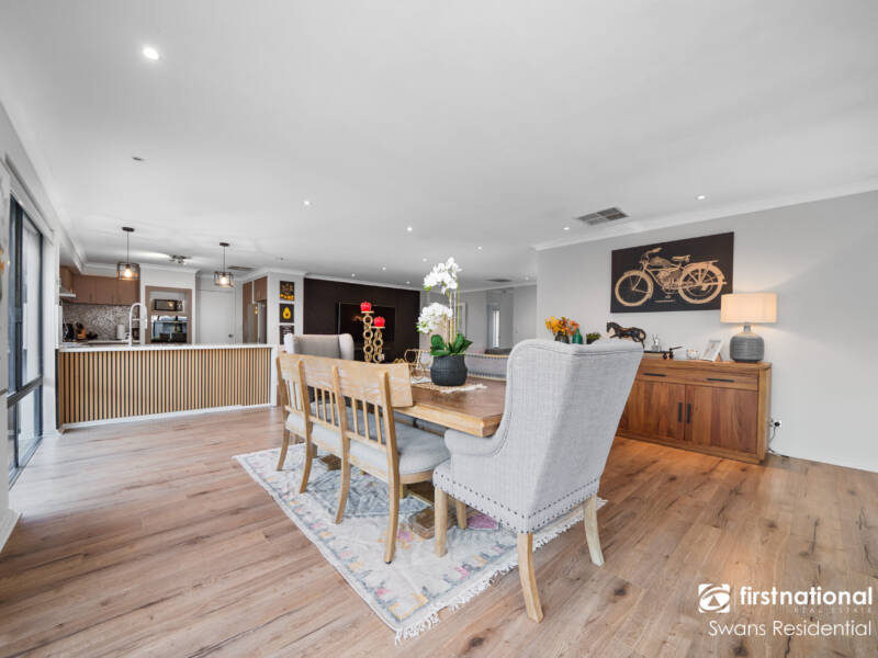 2 Salamanca Turn, CLARKSON, WA 6030 AUS