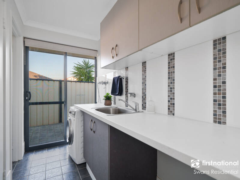 2 Salamanca Turn, CLARKSON, WA 6030 AUS