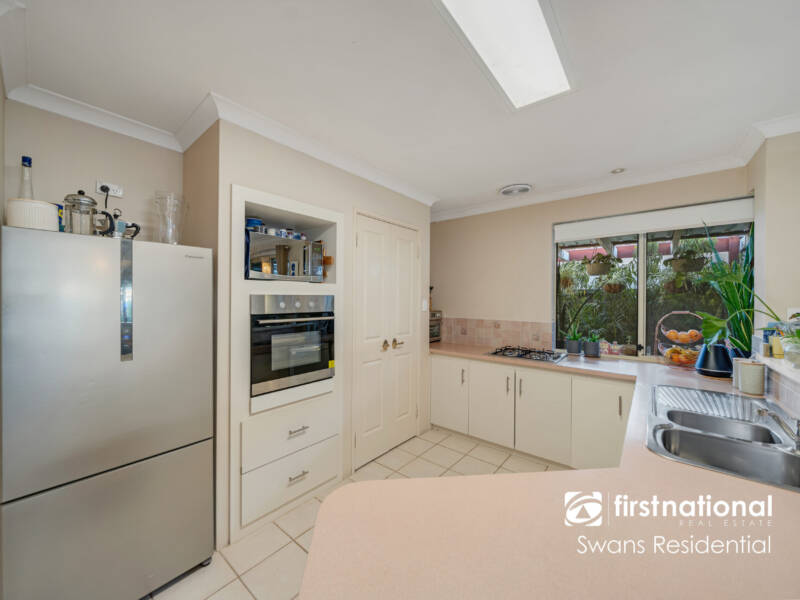 39 Sherbrooke Retreat, ELLENBROOK, WA 6069 AUS