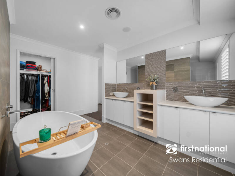 19 Badminton Cross, THE VINES, WA 6069 AUS