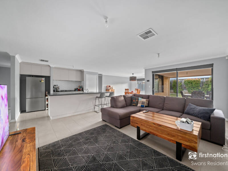 5 Purnululu Road, ELLENBROOK, WA 6069 AUS