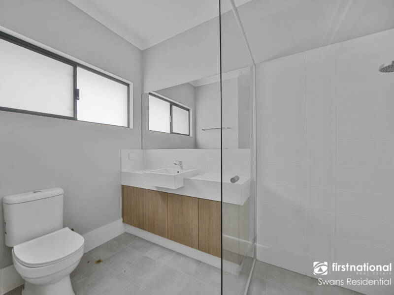 5 Draper Way, ELLENBROOK, WA 6069 AUS