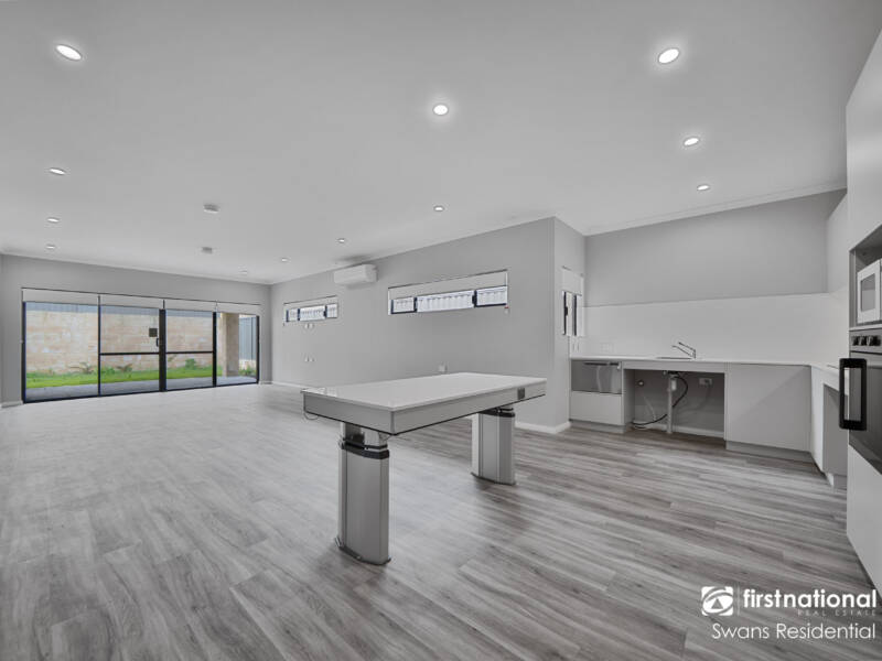 5 Draper Way, ELLENBROOK, WA 6069 AUS