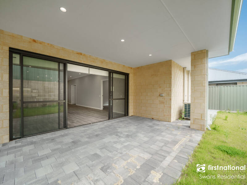 5 Draper Way, ELLENBROOK, WA 6069 AUS