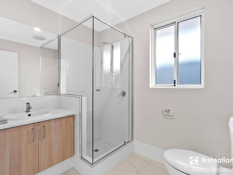 15 Shebelle Way, HILBERT, WA 6112 AUS