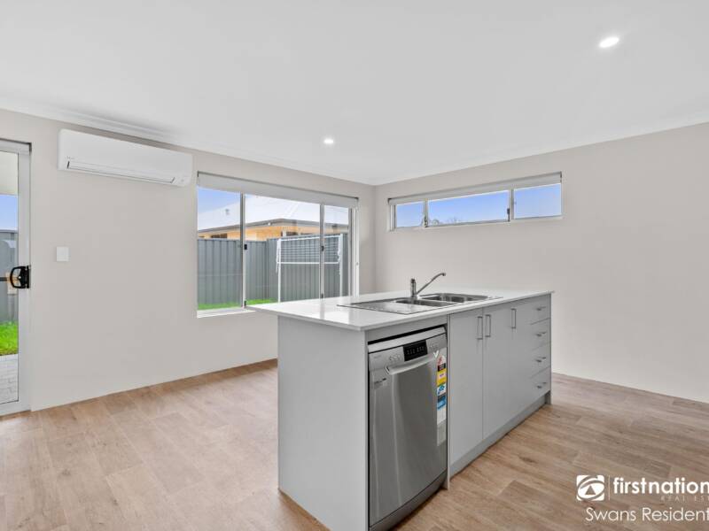 15 Shebelle Way, HILBERT, WA 6112 AUS