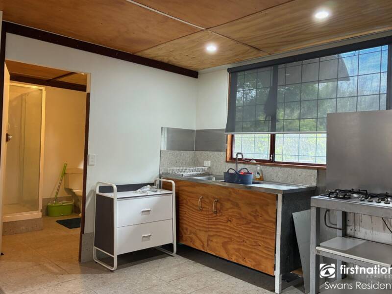 70 Ewart Street, MIDLAND, WA 6056 AUS