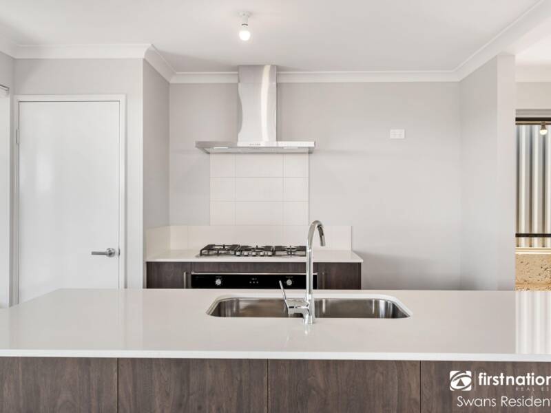 25 Strickland Parade, EGLINTON, WA 6034 AUS