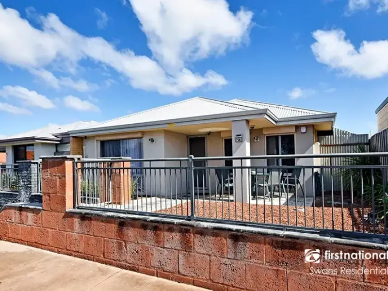 11 Bradshaw Crescent, ELLENBROOK, WA 6069 AUS