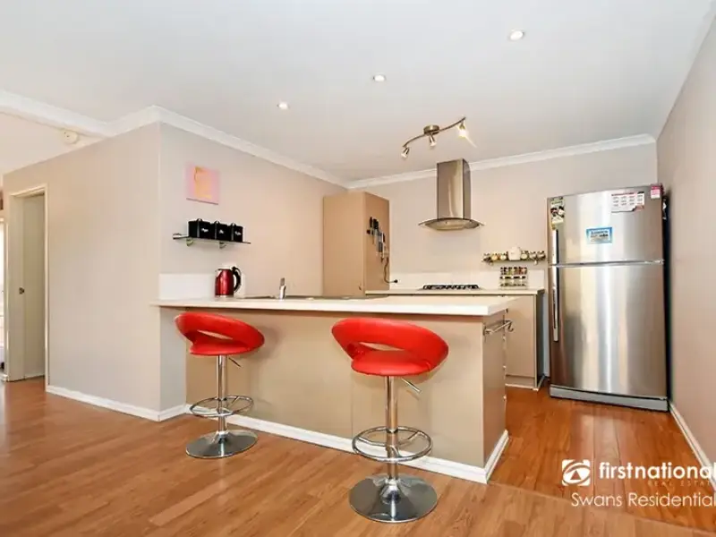 11 Bradshaw Crescent, ELLENBROOK, WA 6069 AUS