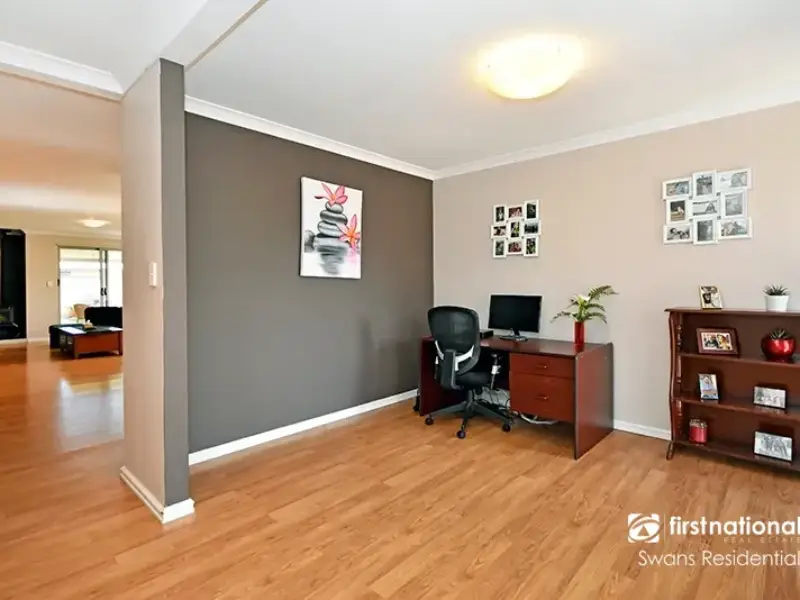 11 Bradshaw Crescent, ELLENBROOK, WA 6069 AUS