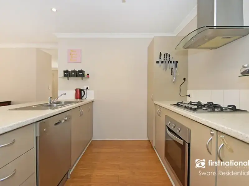 11 Bradshaw Crescent, ELLENBROOK, WA 6069 AUS