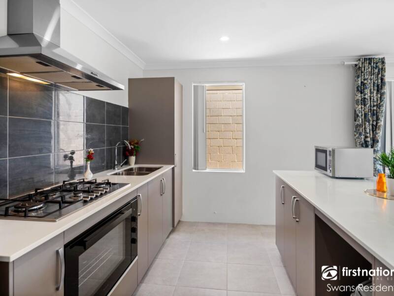 11 Hermanos Road, BRABHAM, WA 6055 AUS