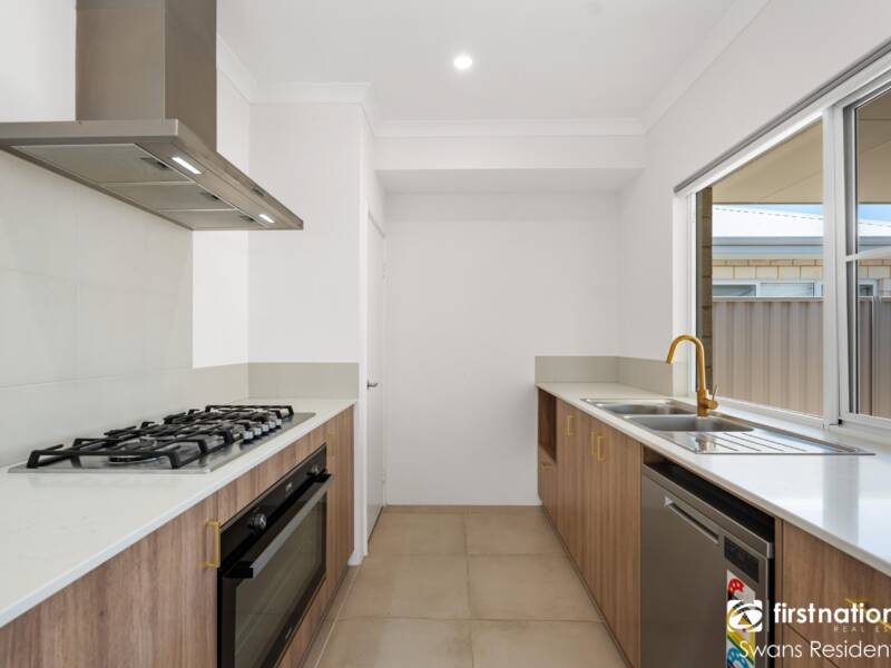 127 Weathering Crescent, BALDIVIS, WA 6171 AUS