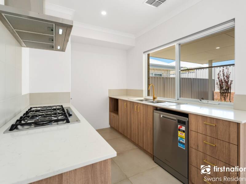 127 Weathering Crescent, BALDIVIS, WA 6171 AUS