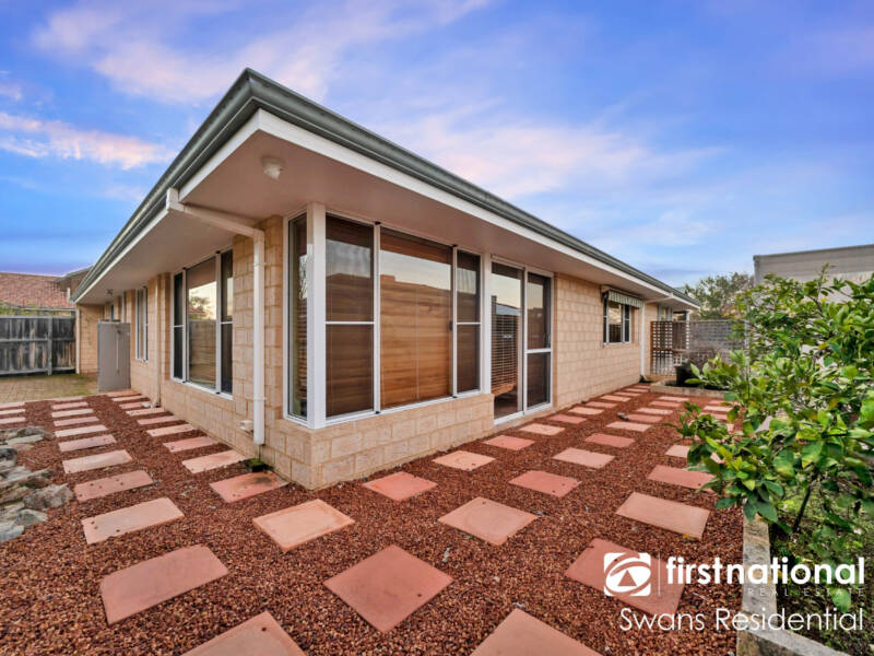 7 Maplewood Green, ELLENBROOK, WA 6069 AUS
