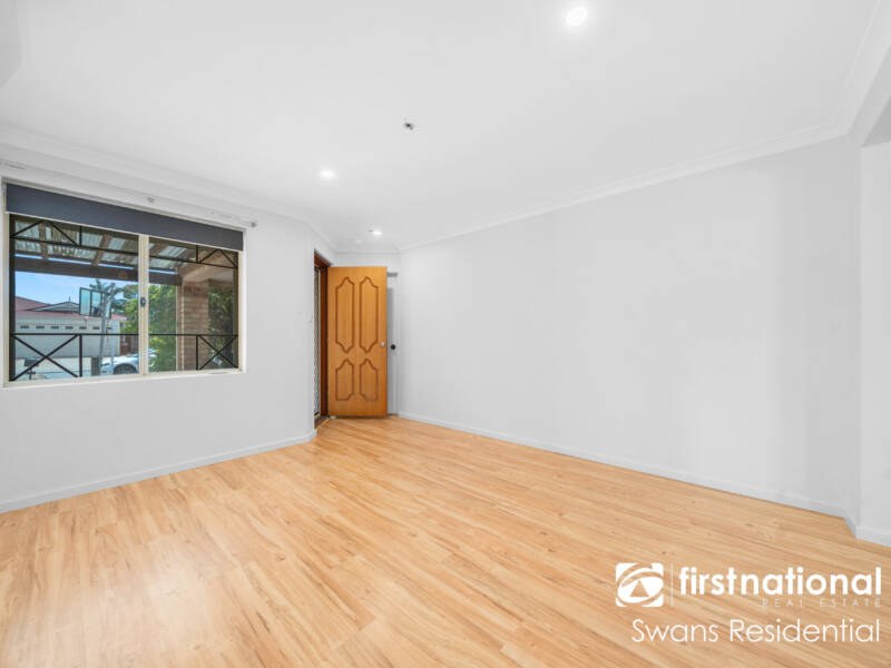 42 Fringe Lily Crescent, ELLENBROOK, WA 6069 AUS