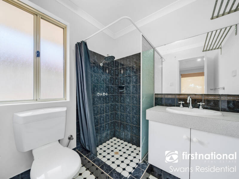 42 Fringe Lily Crescent, ELLENBROOK, WA 6069 AUS