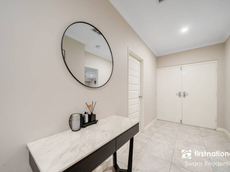 14 Calamocha Way, PIARA WATERS, WA 6112 AUS