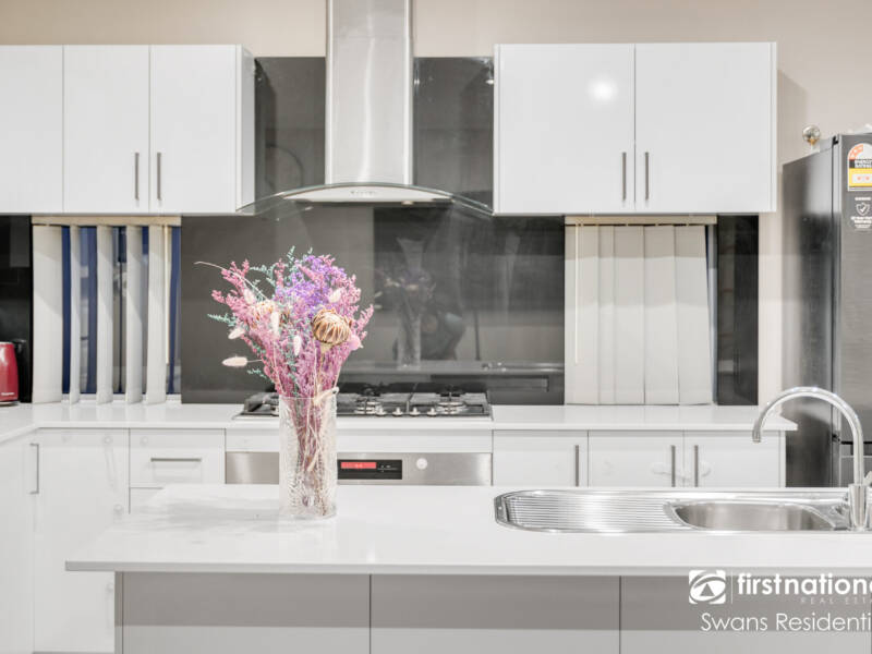 14 Calamocha Way, PIARA WATERS, WA 6112 AUS