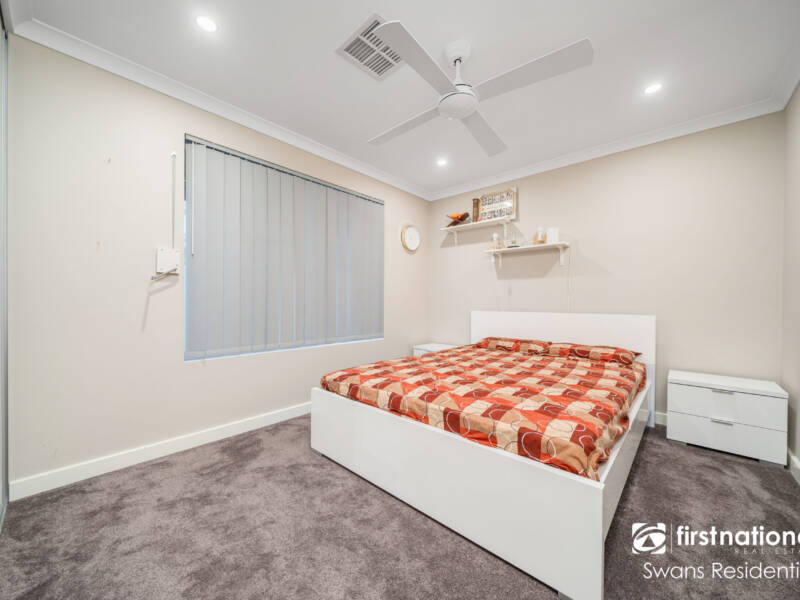 14 Calamocha Way, PIARA WATERS, WA 6112 AUS