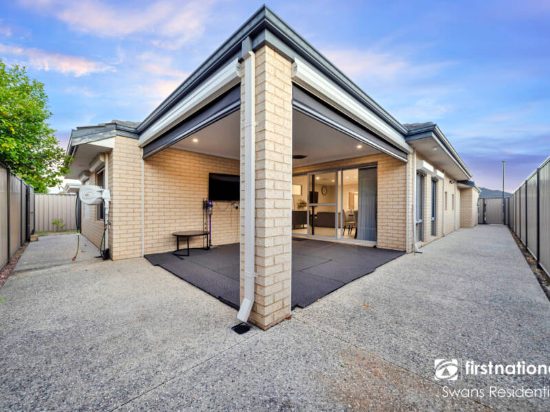 14 Calamocha Way, PIARA WATERS, WA 6112 AUS