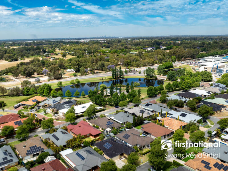 10 Octagon Gardens, AVELEY, WA 6069 AUS