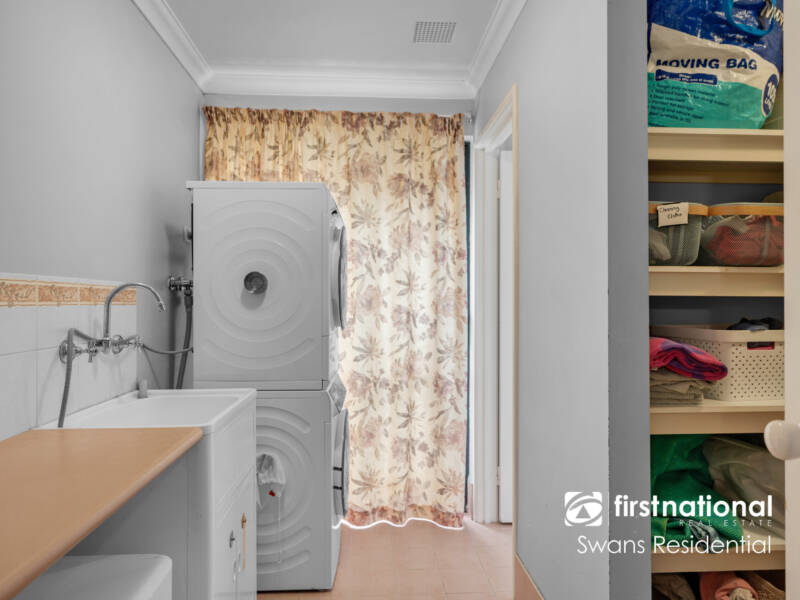 10 Octagon Gardens, AVELEY, WA 6069 AUS