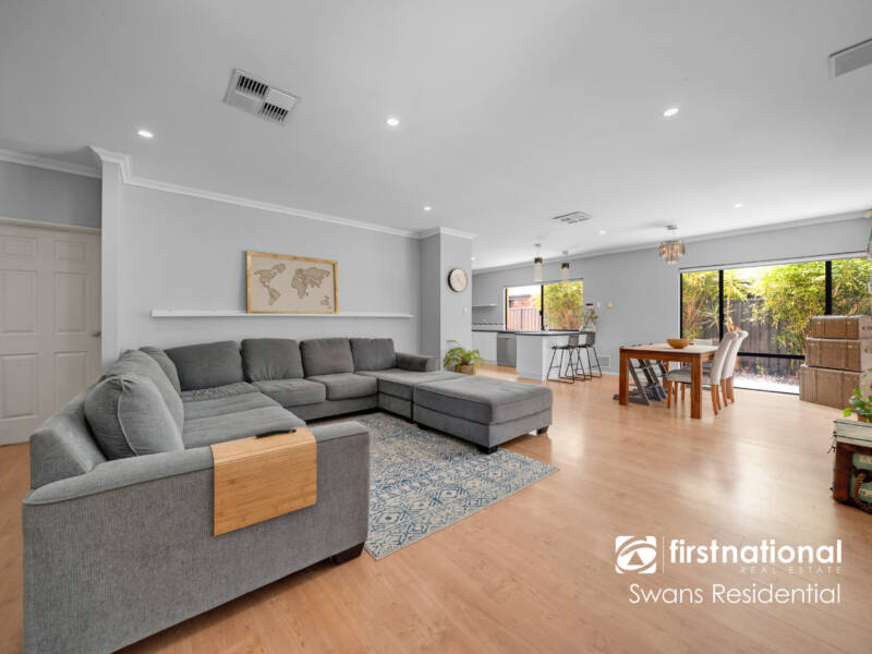 10 Octagon Gardens, AVELEY, WA 6069 AUS