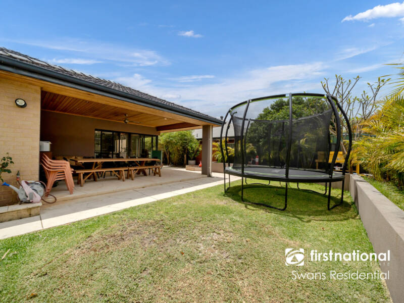 10 Octagon Gardens, AVELEY, WA 6069 AUS