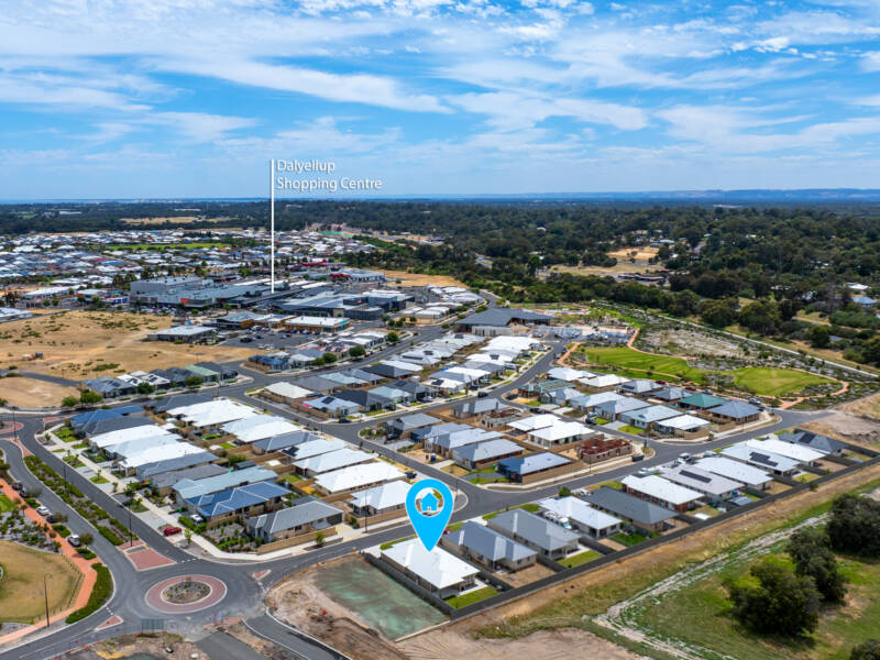 42 Jermyn Vista, DALYELLUP, WA 6230 AUS