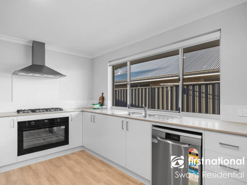 14 Olearia Street, BALDIVIS, WA 6171 AUS