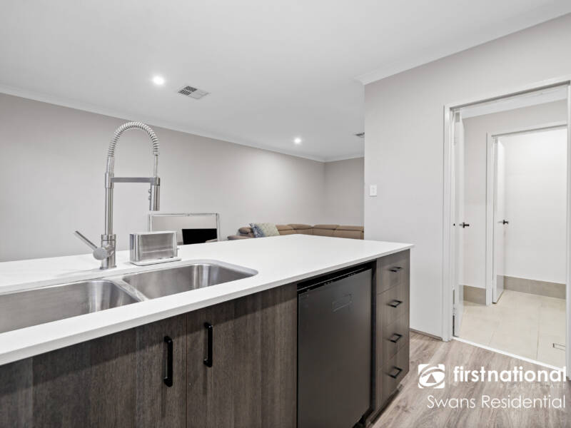 136 Hancock Avenue, AVELEY, WA 6069 AUS