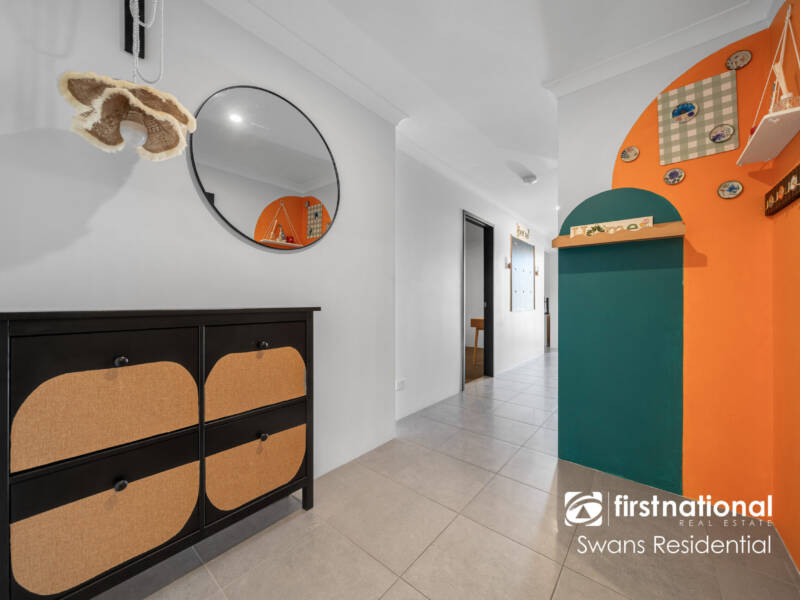 14 Crossley Road, MIDVALE, WA 6056 AUS