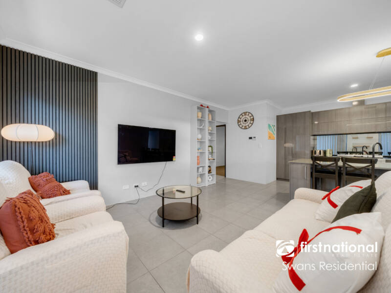 14 Crossley Road, MIDVALE, WA 6056 AUS