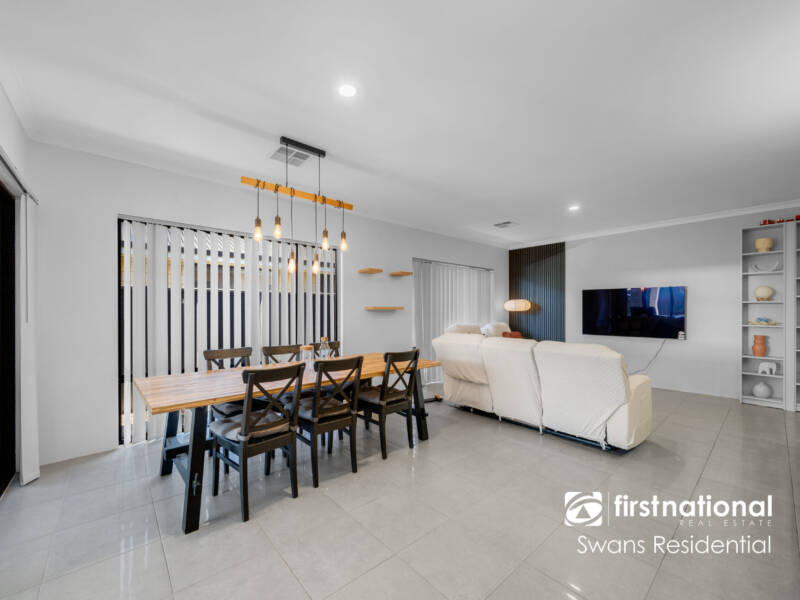 14 Crossley Road, MIDVALE, WA 6056 AUS