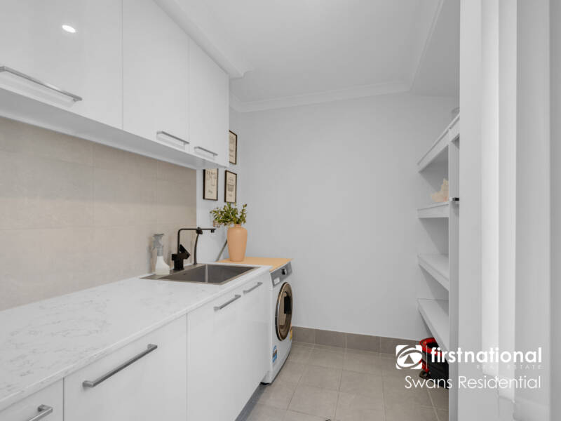 14 Crossley Road, MIDVALE, WA 6056 AUS