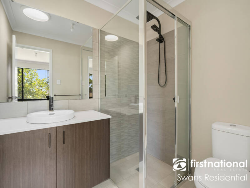 28 Salhouse Road, AVELEY, WA 6069 AUS