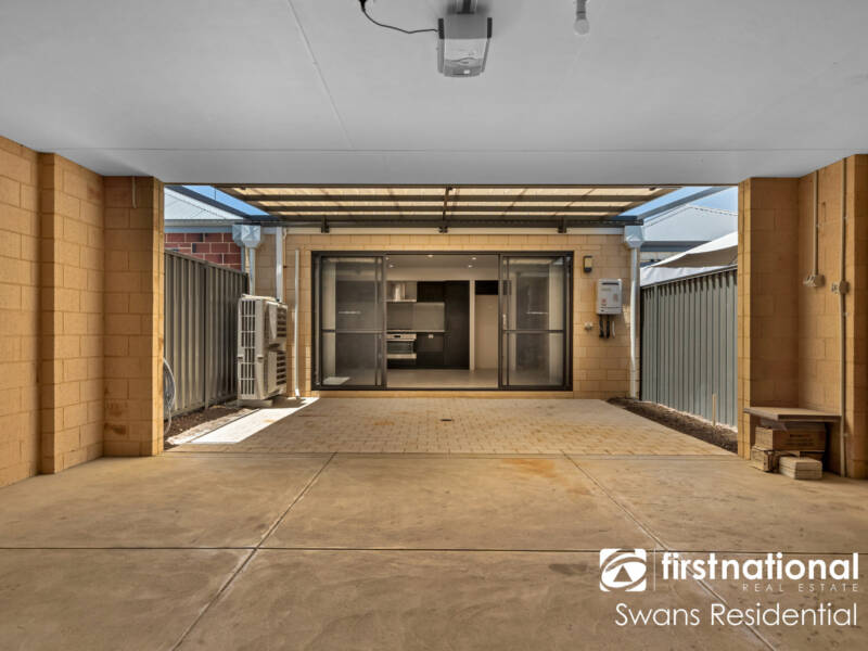 28 Salhouse Road, AVELEY, WA 6069 AUS